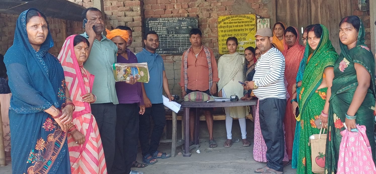 भागलपुर में राशन कार्ड धारकों को जोड़ने के लिए जीविका समूहों का विशेष अभियान शुरू 1 IMG-20250531-WA0569