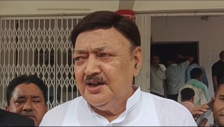 कांग्रेस विधायक अजीत शर्मा को कोर्ट से बड़ी राहत, चुनावी मामले में मिली रिहाई 4 Screenshot_2025-05-27-17-11-54-93_6012fa4d4ddec268fc5c7112cbb265e7