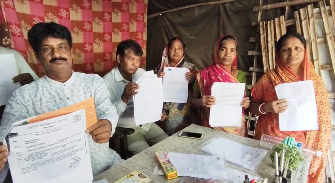 भागलपुर में विस्थापितों से रिश्वत की मांग का आरोप, जगदीशपुर अंचलाधिकारी पर गंभीर सवाल 1 Screenshot_2025-06-18-14-54-18-64_6012fa4d4ddec268fc5c7112cbb265e7