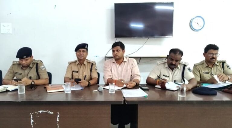 Bhagalpur News: मोहर्रम को लेकर शांति समिति की बैठक, सौहार्द और सुरक्षा पर विशेष जोर 3 Screenshot_2025-06-28-18-06-47-48_6012fa4d4ddec268fc5c7112cbb265e7