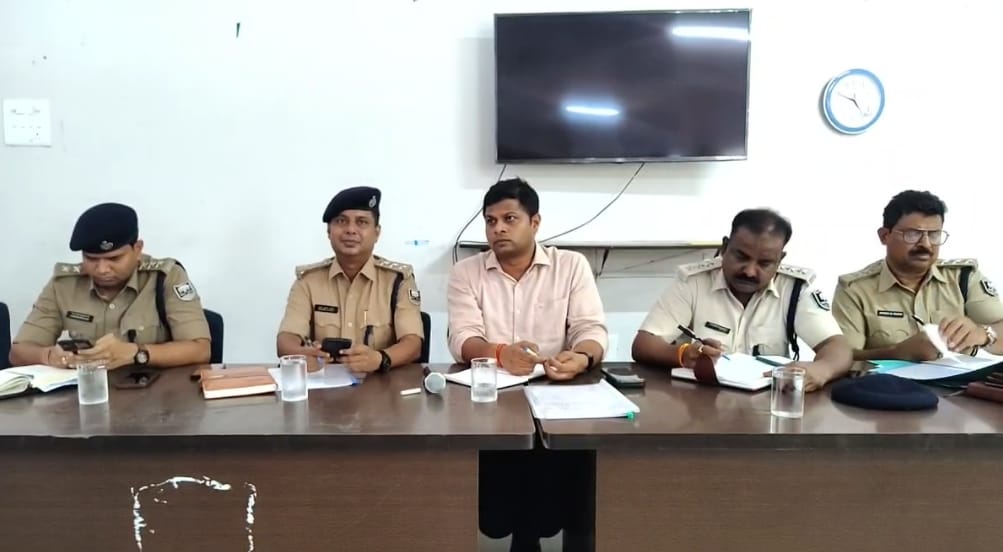 Bhagalpur News: मोहर्रम को लेकर शांति समिति की बैठक, सौहार्द और सुरक्षा पर विशेष जोर 1 Screenshot_2025-06-28-18-06-47-48_6012fa4d4ddec268fc5c7112cbb265e7