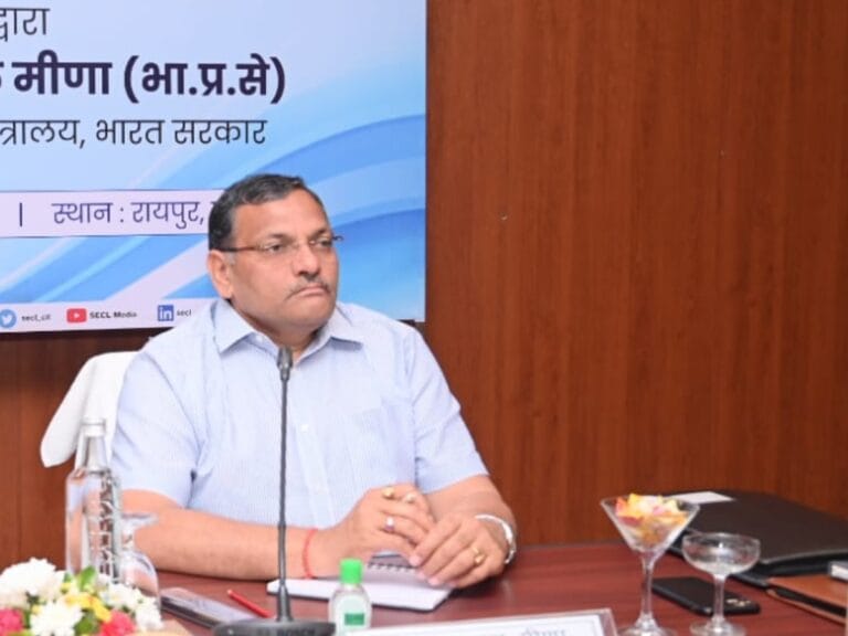 Bihar News: "पोल बहिष्कार नहीं, हर वोट जरूरी": मुख्य सचिव ने दिया शून्य बहिष्कार का लक्ष्य, अधिकारियों को चेताया 8 3184882-rajasthanphalodi-4