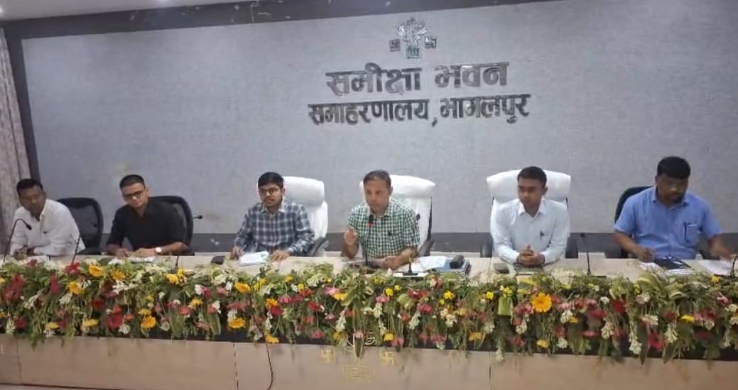 भागलपुर में मतदाता सूची अद्यतन कार्य में लापरवाही, कई बीएलओ शिक्षक निलंबित 1 Screenshot_2025-07-08-14-35-36-56_6012fa4d4ddec268fc5c7112cbb265e7