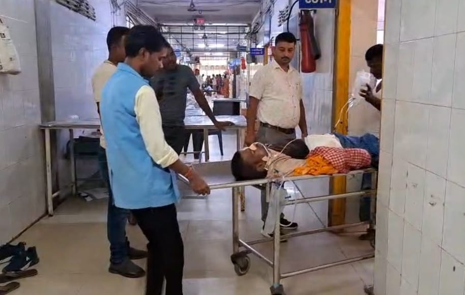 घोघा में खेत पर सिंचाई कर रहे युवक को अज्ञात बदमाशों ने मारी गोली, मायागंज अस्पताल में भर्ती 1 Screenshot_2025-07-14-14-55-47-58_6012fa4d4ddec268fc5c7112cbb265e7