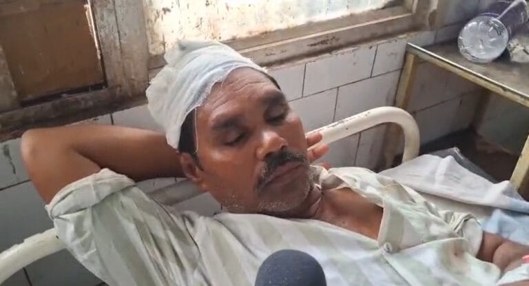 Bhagalpur News: शादी समारोह में डीजे पर डांस को लेकर विवाद, मारपीट में बाप-बेटा समेत पांच लोग घायल 7 Screenshot_2025-07-28-16-21-55-08_6012fa4d4ddec268fc5c7112cbb265e7