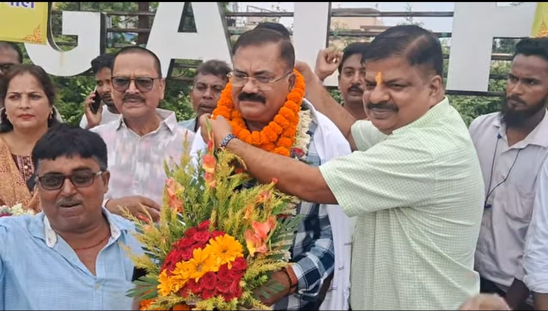 ऑक्सफ़ोर्ड यूनिवर्सिटी से सम्मानित डॉ. अजय कुमार सिंह का अंग की धरती पर भव्य स्वागत 1 Screenshot_2025-09-14-13-34-25-47_a23b203fd3aafc6dcb84e438dda678b6