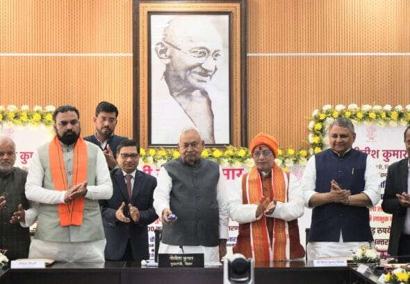 मुख्यमंत्री महिला रोजगार योजना: 1.81 करोड़ महिलाओं को 18,100 करोड़ रुपये, 25 लाख लाभुकों को मिला नया संबल 20 IMG-20260216-WA0231