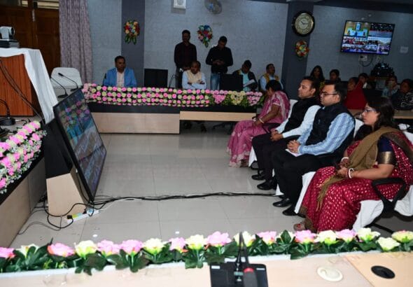 भागलपुर की 4.97 लाख महिलाओं के खाते में पहुंची राशि, मुख्यमंत्री महिला रोजगार योजना से बढ़ी आत्मनिर्भरता 18 IMG-20260216-WA0339