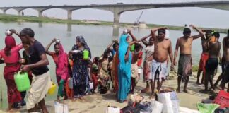 चैती छठ के खरना पर भागलपुर के गंगा घाटों पर उमड़ा आस्था का सैलाब