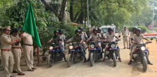भागलपुर पुलिस का ‘हॉक’ एक्शन: एसएसपी ने विशेष पेट्रोलिंग टीम को दिखाई हरी झंडी, अब शहर के चप्पे-चप्पे पर होगी बाइक सवार जांबाजों की पैनी नजर