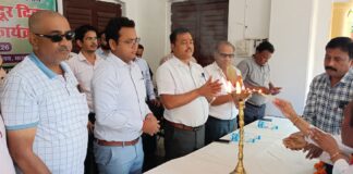 मजदूर दिवस पर भागलपुर में जुटीं श्रमिक शक्तियाँ: उप श्रमायुक्त ने दी अधिकारों की जानकारी, मजदूरी की नई दरें जारी