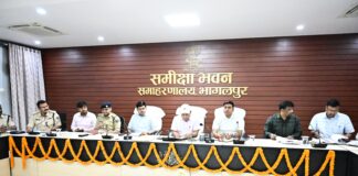 सड़क सुरक्षा को लेकर DM का सख्त निर्देश, NH से तुरंत हटेंगे अवैध अतिक्रमण और ढाबे