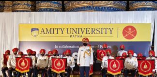 ऑपरेशन सिंदूर की पहली वर्षगांठ: एमिटी यूनिवर्सिटी पटना में गूंजे देशभक्ति के तराने, सैन्य साहस को दी गई भावभीनी श्रद्धांजलि