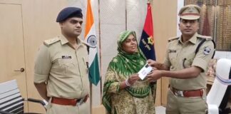 भागलपुर पुलिस ने लौटाई 59 चेहरों पर मुस्कान, 12 लाख के मोबाइल पाकर खिले लोगों के चेहरे