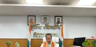 बिहार के किसानों के लिए वरदान बना ‘सूर्यमुखी + मधुमक्खी’ मॉडल, कृषि मंत्री विजय कुमार सिन्हा का बड़ा ऐलान