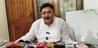 NEET पेपर लीक पर भड़के कांग्रेस नेता अजीत शर्मा, बोले– छात्रों की आवाज दबाना लोकतंत्र के खिलाफ