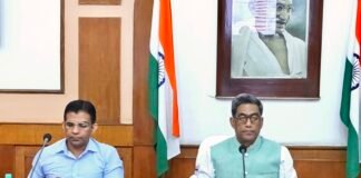 मुख्य सचिव ने जिलाधिकारियों को दिए सख्त निर्देश, जनहित और विकास योजनाओं को समय पर पूरा करने पर जोर