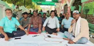 ‘मैं हूं डॉन, मुझसे सब डरो!’: भागलपुर नगर निगम में अनोखा प्रदर्शन, पार्षद के रवैये के खिलाफ उग्र हुए कर्मचारी