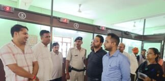 सारण में पेपरलेस रजिस्ट्री को मिली रफ्तार, एक दिन में 40 अपॉइंटमेंट; प्रशासन ने बढ़ाई सुविधाएं